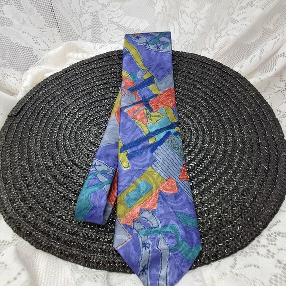 Buscatti Abstract Silk Necktie Designer Patterned Tie - Picture 1 of 2